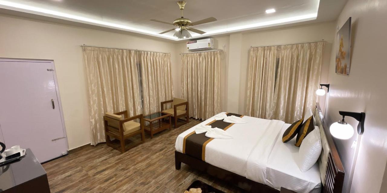 Jaldapara Forest Tourist Lodge Jftl Madari Hat Екстер'єр фото