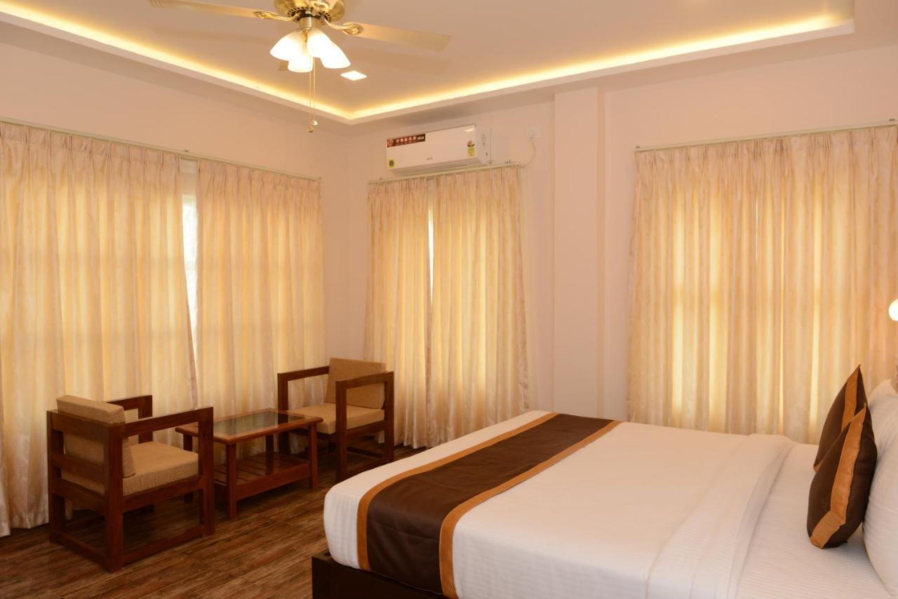 Jaldapara Forest Tourist Lodge Jftl Madari Hat Екстер'єр фото
